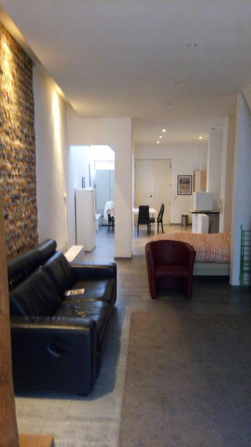 Apartment Number Ten Ипер Екстериор снимка